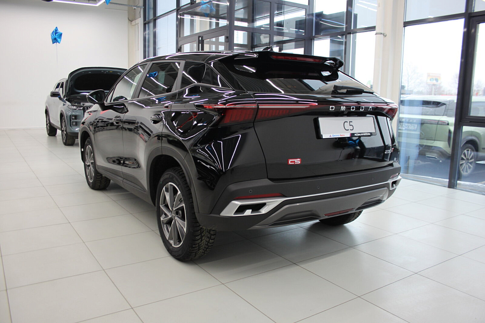 Omoda C5 Стиль (2025), черный