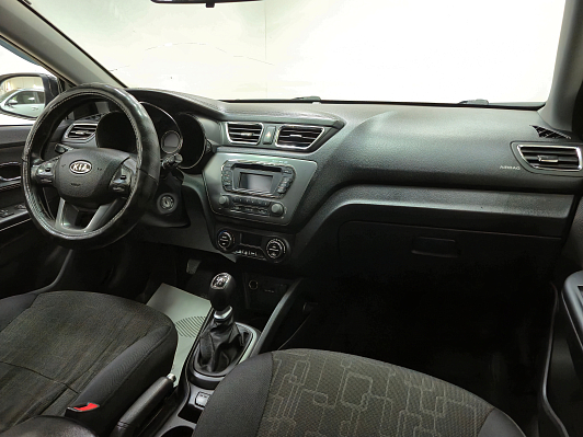 Kia Rio, 2012 года, пробег 211519 км
