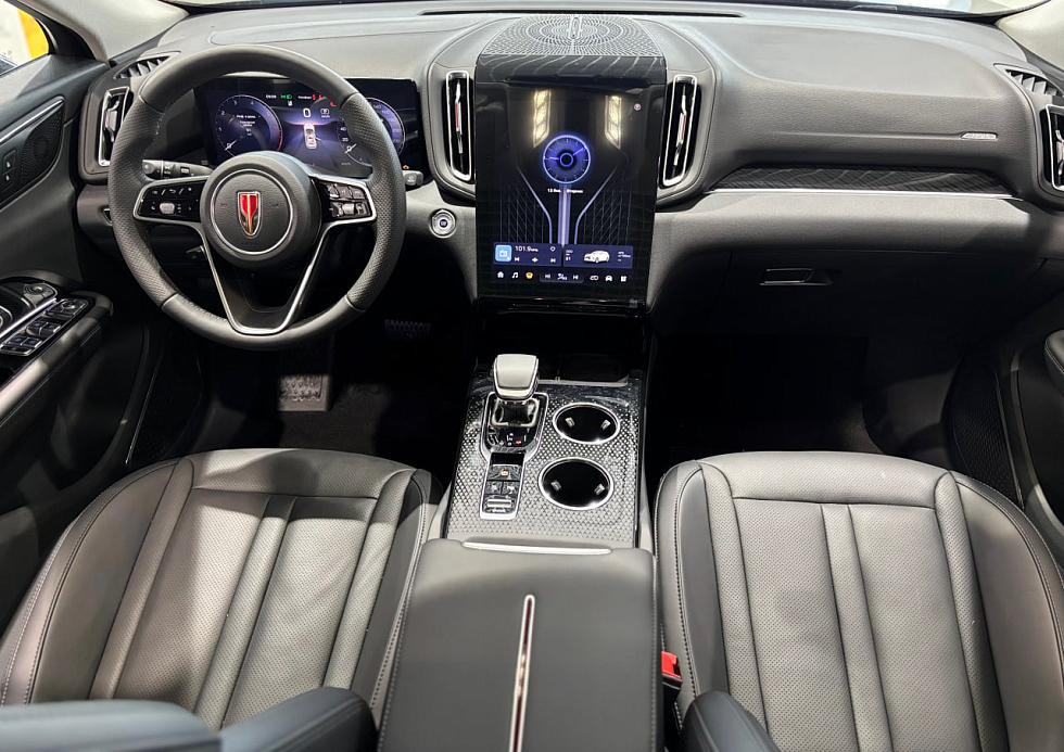 Hongqi HS3 Deluxe, черный