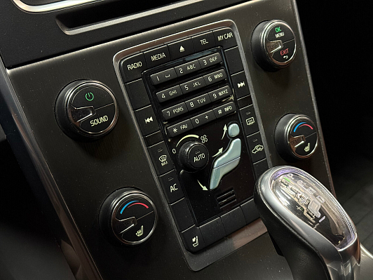 Volvo S60 Momentum, 2013 года, пробег 185117 км