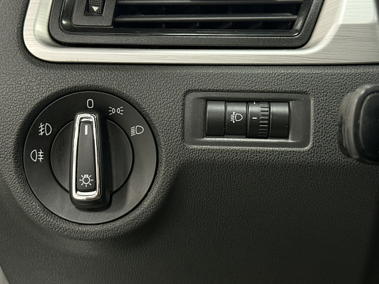 Skoda Rapid Active, 2016 года, пробег 194061 км