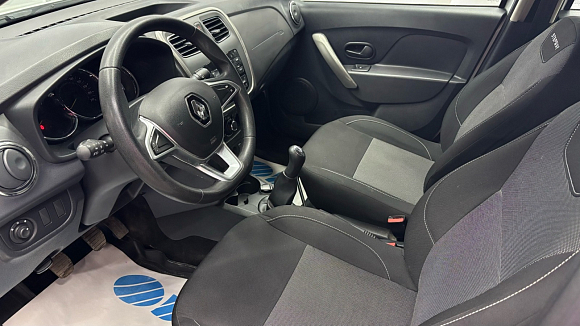 Renault Sandero Stepway Life, 2020 года, пробег 45000 км