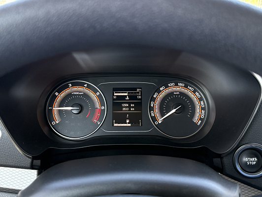 Lada (ВАЗ) Vesta, 2024 года, пробег 13000 км