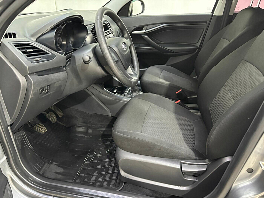 Lada (ВАЗ) Vesta 50 Anniversary, 2019 года, пробег 57573 км