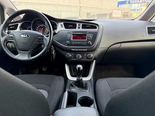 Kia Ceed Comfort, 2013 года, пробег 98200 км