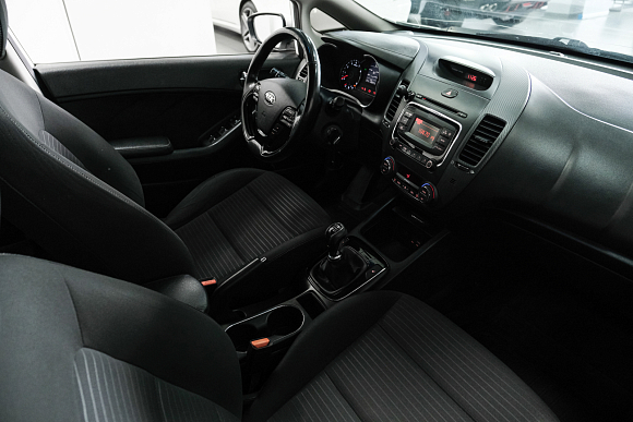 Kia Cerato Luxe, 2017 года, пробег 126000 км