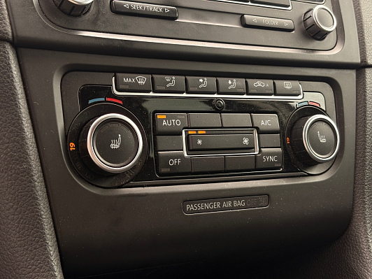Volkswagen Golf, 2012 года, пробег 210179 км