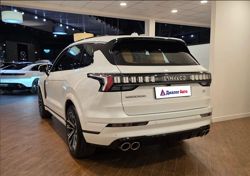 Nordcross 001 Ultra, белый