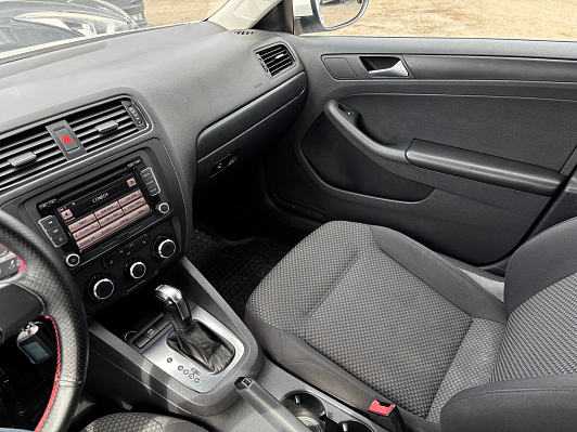 Volkswagen Jetta Conceptline, 2013 года, пробег 208375 км