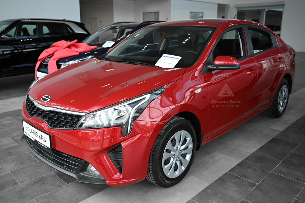 Solaris KRS Luxe AV, красный