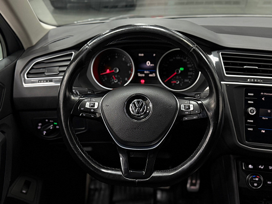 Volkswagen Tiguan, 2018 года, пробег 144000 км