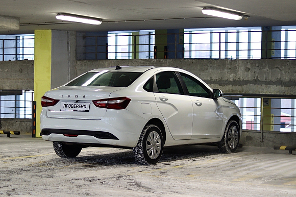 Lada (ВАЗ) Vesta Comfort, 2023 года, пробег 64000 км