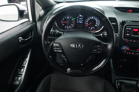 Kia Cerato Luxe, 2017 года, пробег 126000 км