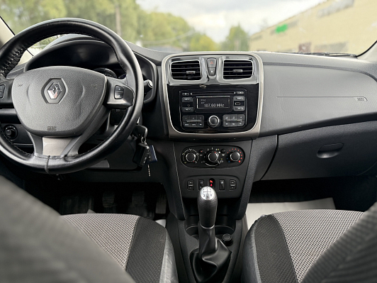 Renault Logan Privilege, 2014 года, пробег 153000 км