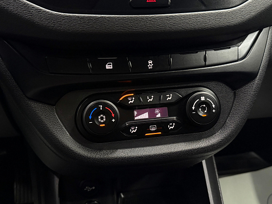 Lada (ВАЗ) Vesta Comfort Optima, 2016 года, пробег 76274 км