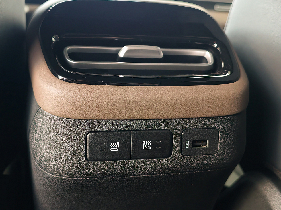 Changan UNI-S Техно, золотой