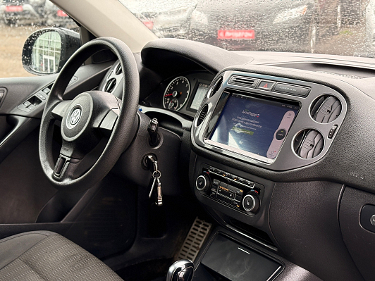 Volkswagen Tiguan Sport&Style, 2012 года, пробег 230775 км