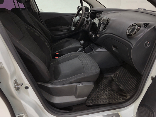 Renault Kaptur Style, 2017 года, пробег 82900 км