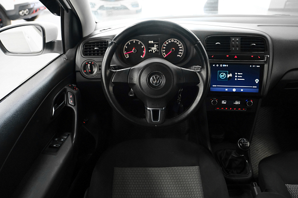 Volkswagen Polo, 2015 года, пробег 113000 км