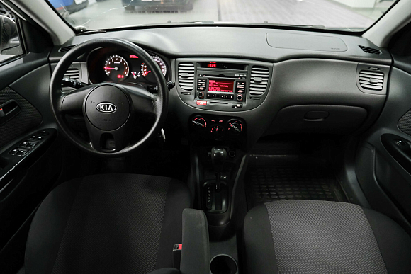 Kia Rio Comfort, 2011 года, пробег 199000 км