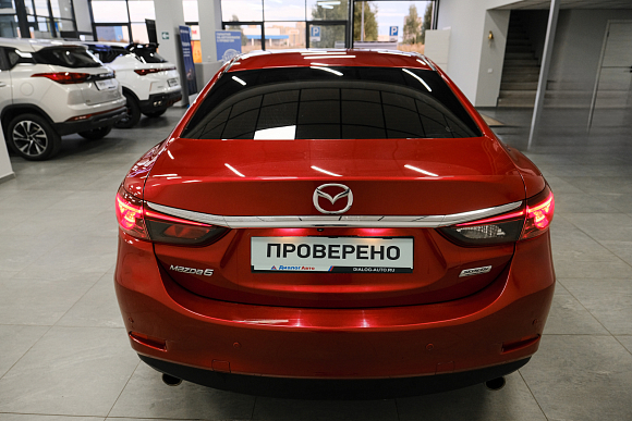 Mazda 6 Supreme, 2015 года, пробег 270000 км