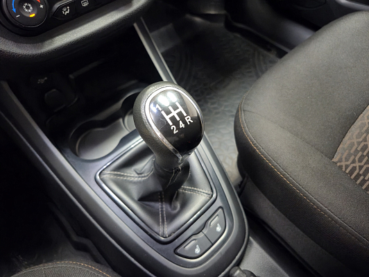 Lada (ВАЗ) Vesta Comfort Multimedia, 2017 года, пробег 85154 км