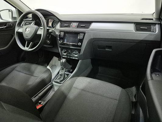Skoda Rapid Active, 2019 года, пробег 75946 км