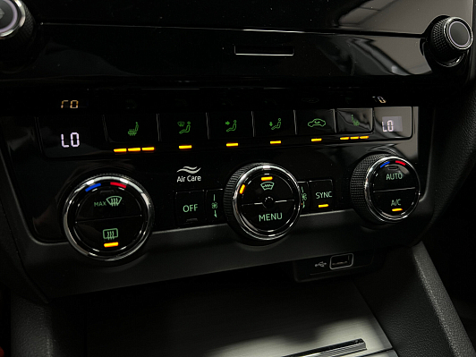 Skoda Octavia Ambition, 2020 года, пробег 26508 км