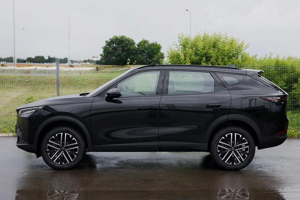 Omoda C7 Supreme, черный