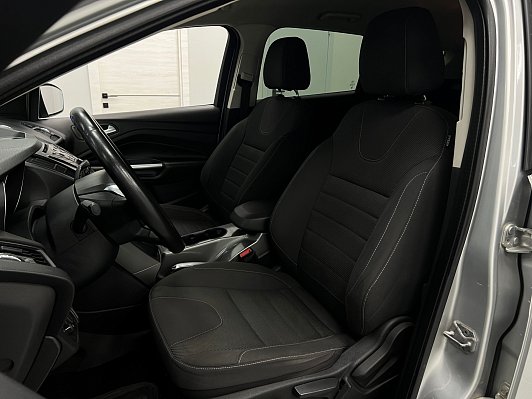 Ford Kuga Trend Plus, 2014 года, пробег 270000 км