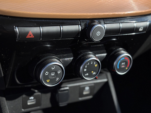 Lada (ВАЗ) Vesta, 2023 года, пробег 17000 км