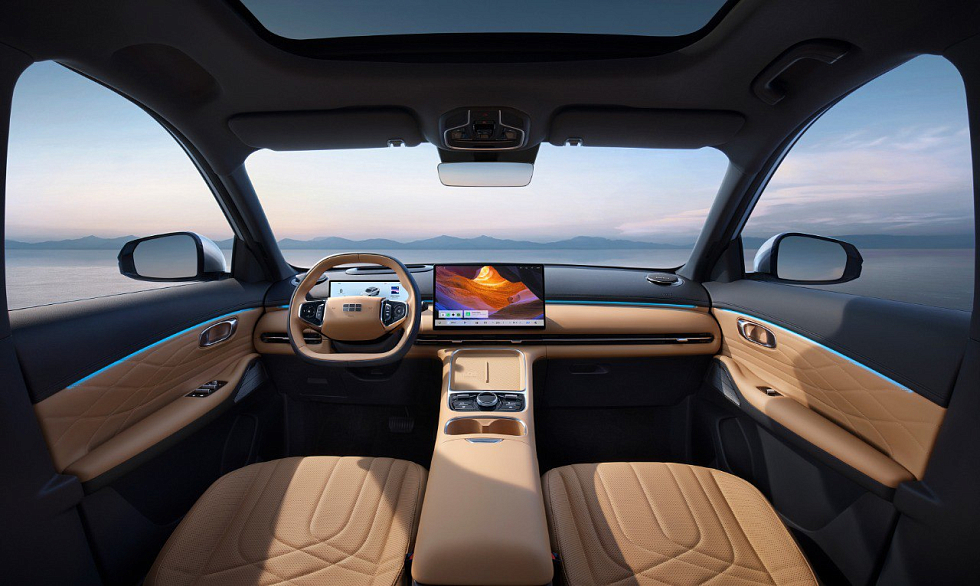 Geely EX5 EM-i Pro, белый