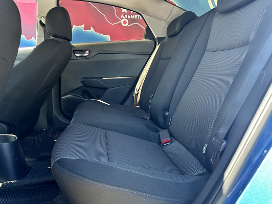 Hyundai Solaris Comfort + Light + Winter, 2021 года, пробег 136503 км
