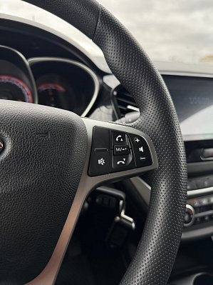 Lada (ВАЗ) Vesta Luxe, 2021 года, пробег 128814 км