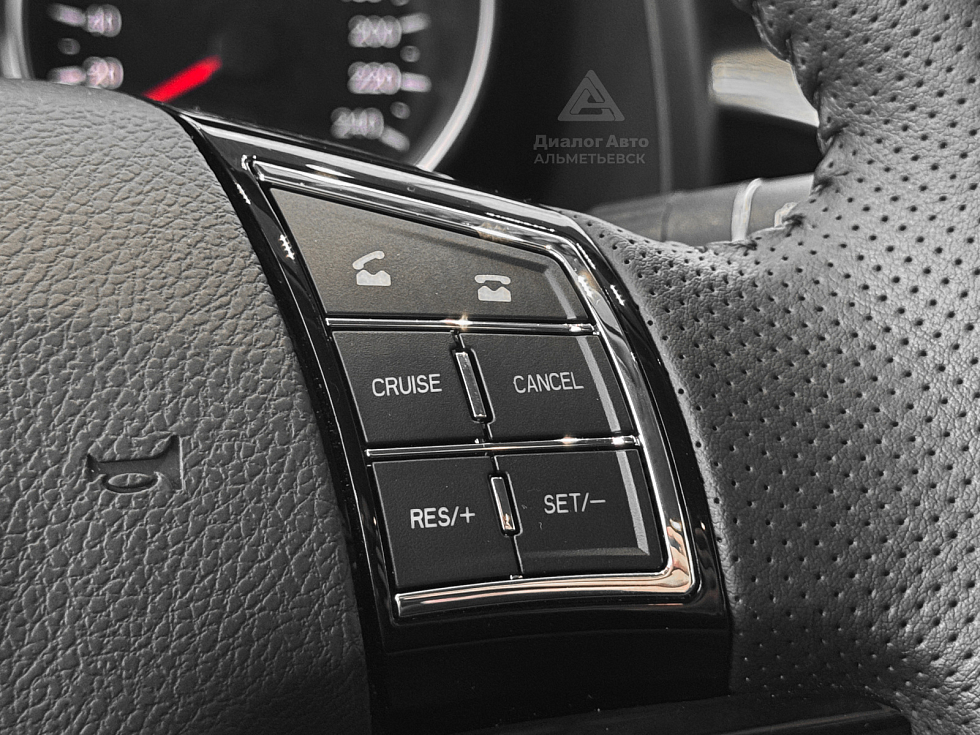 Haval M6 Family, серебряный