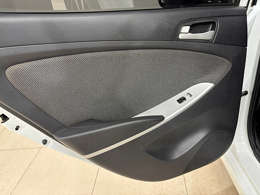 Hyundai Solaris Active, 2012 года, пробег 191547 км