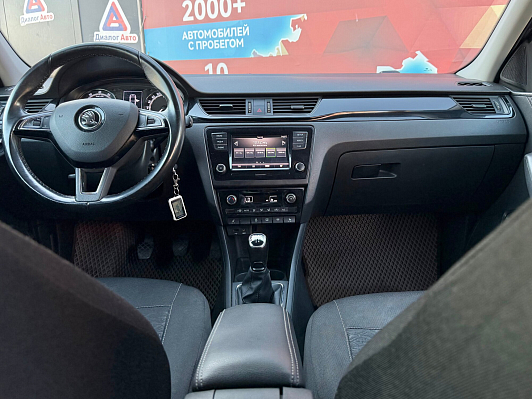 Skoda Rapid Hockey Edition Ambition, 2017 года, пробег 101000 км