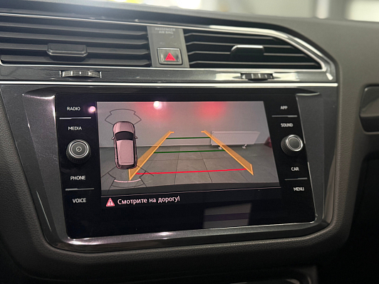 Volkswagen Tiguan Highline, 2017 года, пробег 57000 км