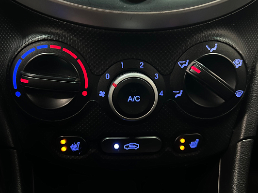 Hyundai Solaris Optima, 2012 года, пробег 138000 км