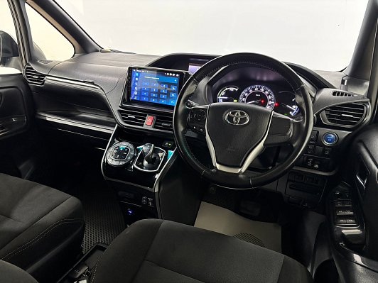 Toyota Esquire, 2017 года, пробег 97470 км
