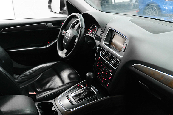 Audi Q5, 2011 года, пробег 148463 км