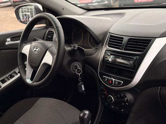 Hyundai Solaris Optima, 2011 года, пробег 173300 км