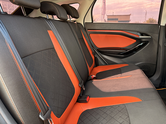 Lada (ВАЗ) Vesta Luxe Multimedia, 2019 года, пробег 98000 км