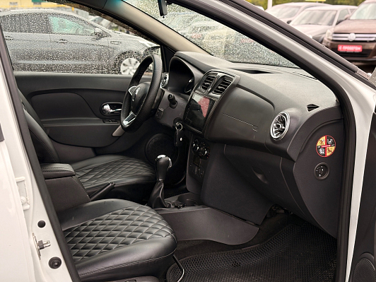 Renault Logan Life, 2020 года, пробег 156497 км