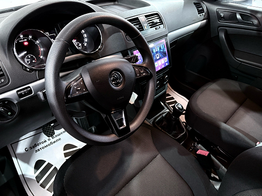 Skoda Yeti Active Outdoor, 2016 года, пробег 183000 км