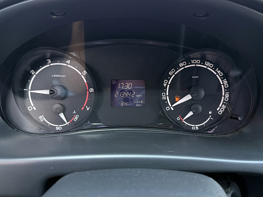 Lada (ВАЗ) Priora Norma White Edition 21705-45-057, 2014 года, пробег 213500 км
