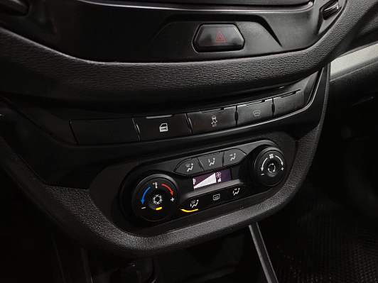 Lada (ВАЗ) Vesta Comfort Image (2017-2019), 2018 года, пробег 105224 км