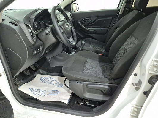 Lada (ВАЗ) XRAY Comfort, 2017 года, пробег 164887 км