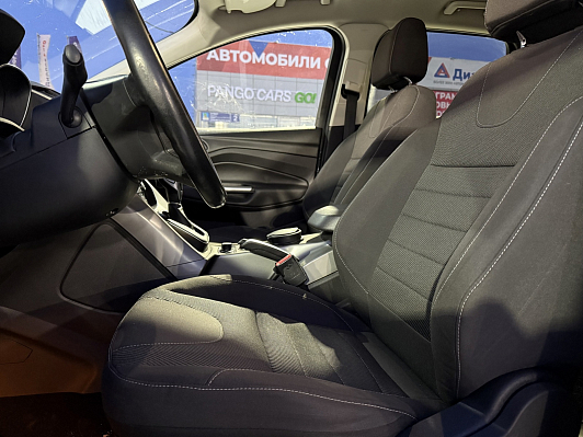 Ford Kuga Trend Plus, 2014 года, пробег 157000 км