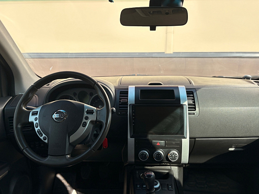Nissan X-Trail SE, 2010 года, пробег 330000 км